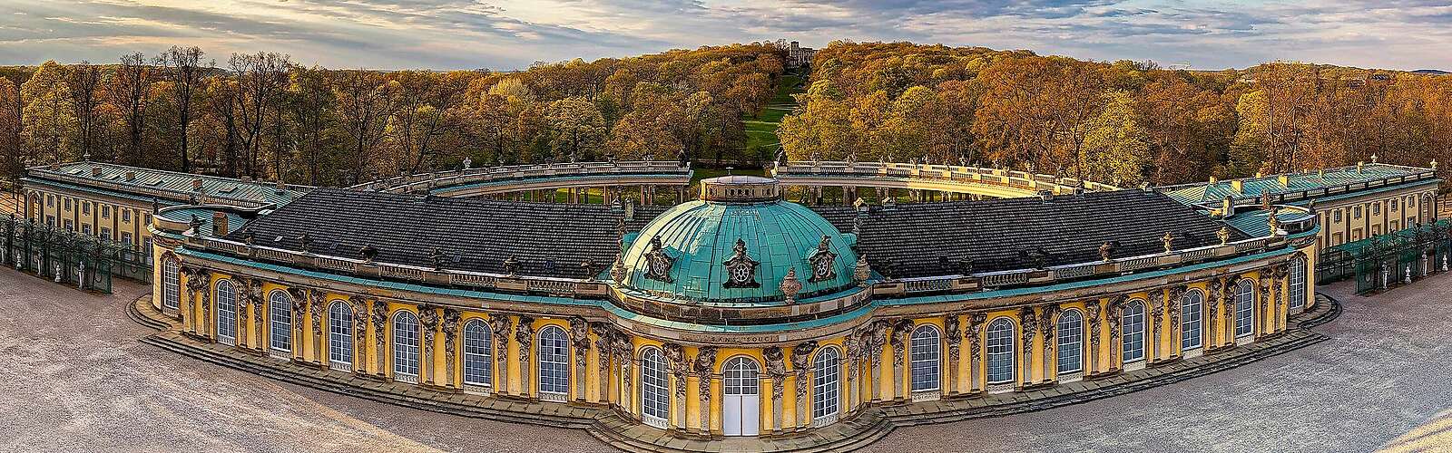 Schloss Sanssouci,
        
    

        Foto: PMSG und SPSG/André Stiebitz